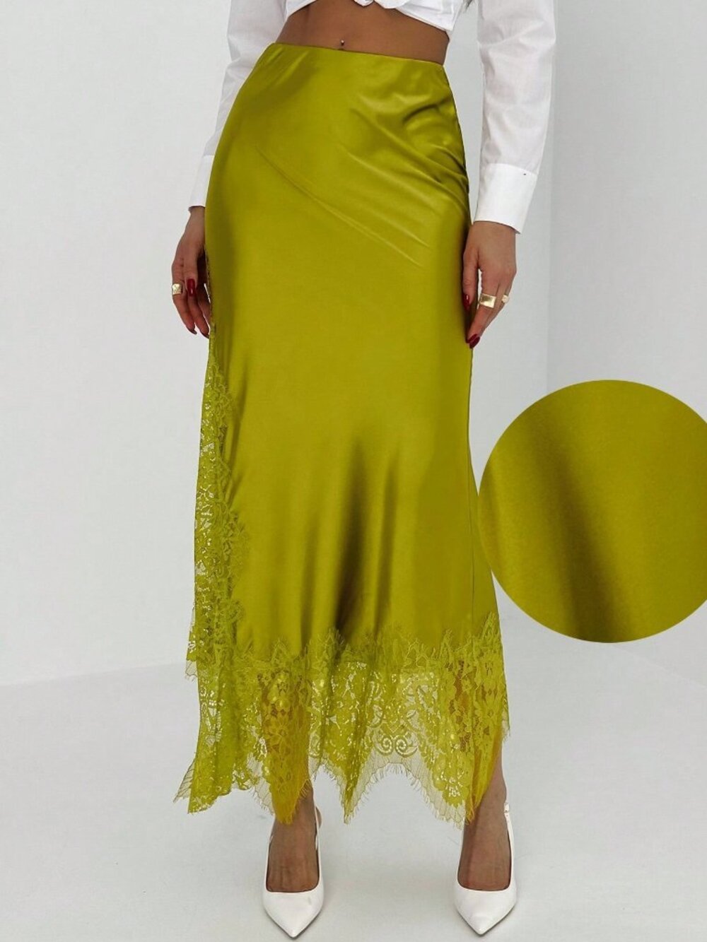 Green Chic Women's Midi Skirt with Lace Trim Side Slit - Picture 8 of 9